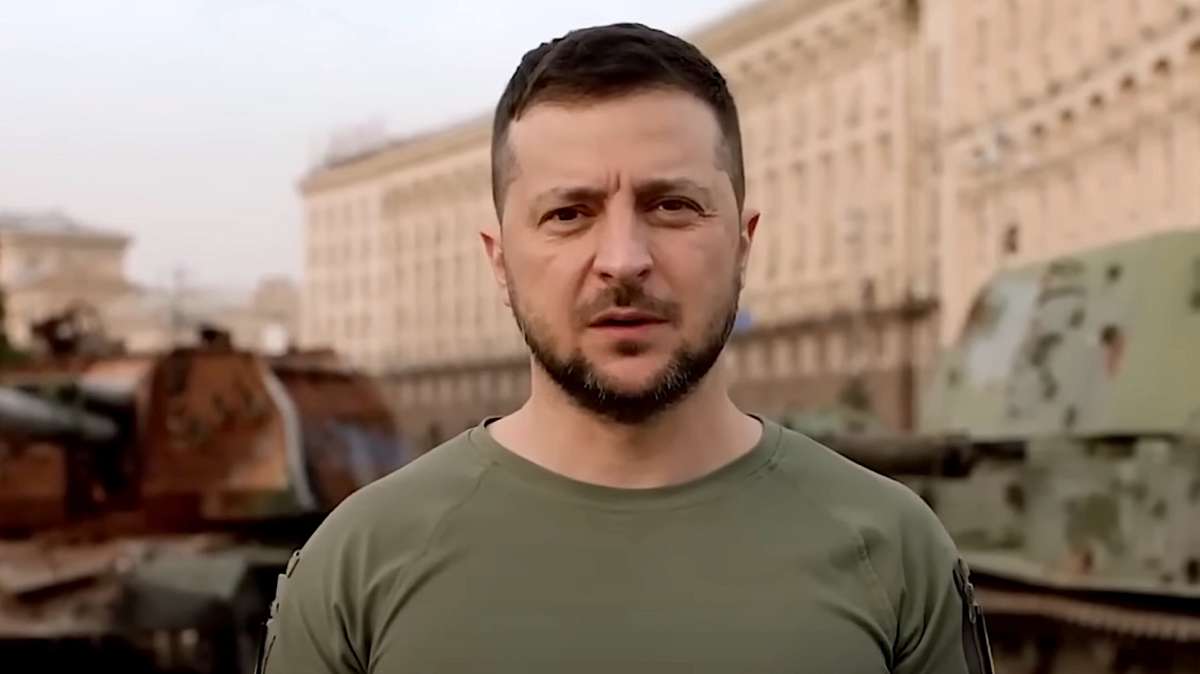 CNN: la FIFA ha vietato a Zelensky di condividere un messaggio di pace prima della finale