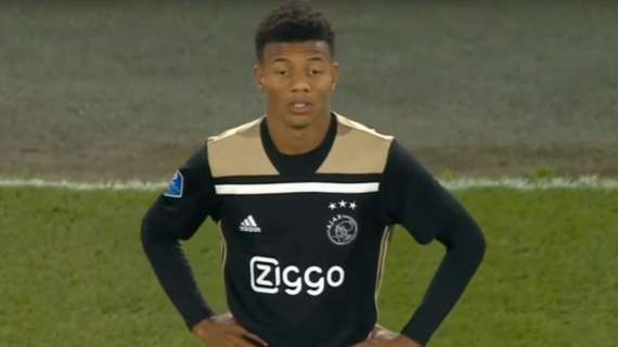 Ajax, Overmars: "Neres? C'è un'offerta dell'Atletico Madrid"
