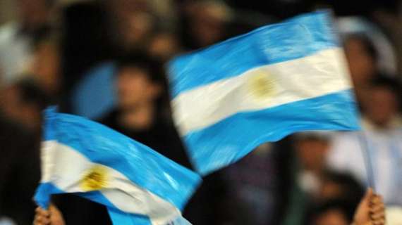 Argentina, 3° turno:  Arsenal primo, River gioca a tennis col Racing