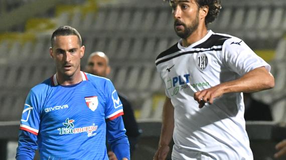 Pro Patria, doppio innesto dell'ultima ora: ecco il portiere Zamarian e l'attaccante Ganz