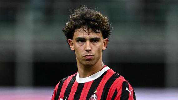 Il Milan reagisce in 10 contro 11 e trova il pari: segna Joao Felix, Roma raggiunta sull'1-1