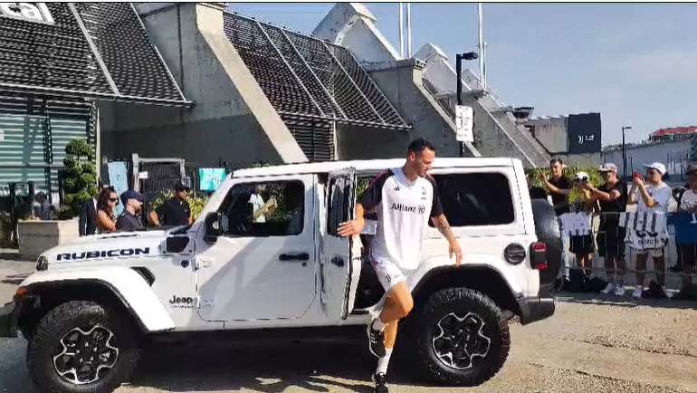 TMW - Juventus, rientro alla base e visite per Gatti, Locatelli, Kean e Alex Sandro