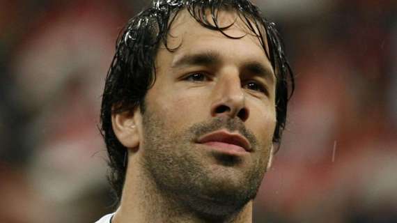UFFICIALE: Van Nistelrooy accoglie al PSV un rinforzo dalla Premier. Ecco Hoever
