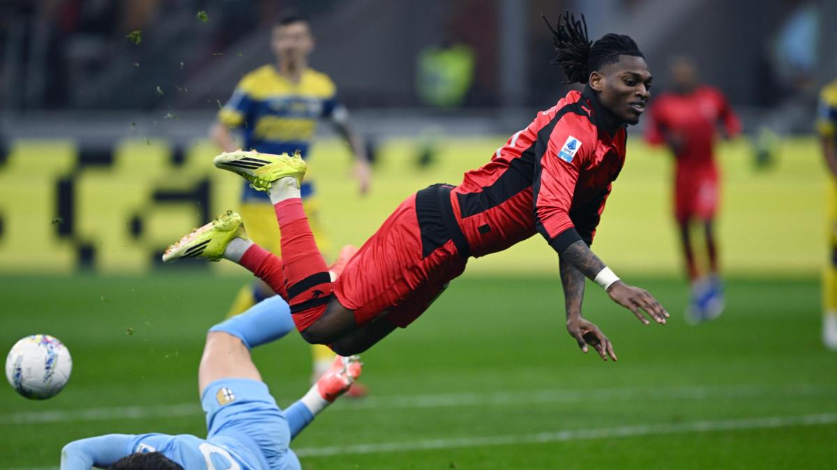 Milan-Parma 0-1, le pagelle: Troilo mangia Bartesaghi, altra incertezza decisiva di Maignan