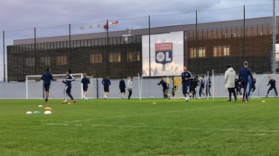 Aissa Mandi più lontano dall'Inter: il Lione in pressing per prenderlo a zero