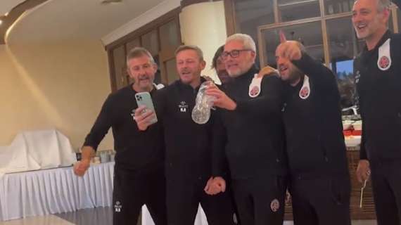 Karagumruk, sembra Sanremo: Pirlo, Viviano e Ricci cantano le hit italiane alla squadra