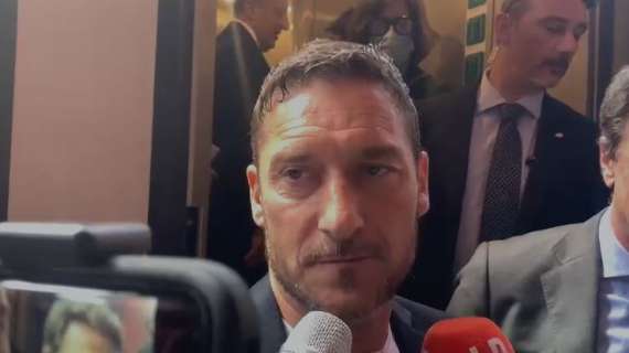 TMW - Totti: "Sarò a Tirana, la Roma vuole alzare la Coppa. Per domani non c'è una favorita"