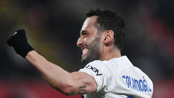 Calhanoglu: "Inter nervosa? Nello spogliatoio c'è un grande clima, siamo una famiglia"