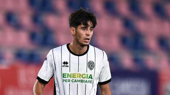 Cesena, il padre di Shpendi va in campo e colpisce il portiere dell'Olbia. Le note dei club