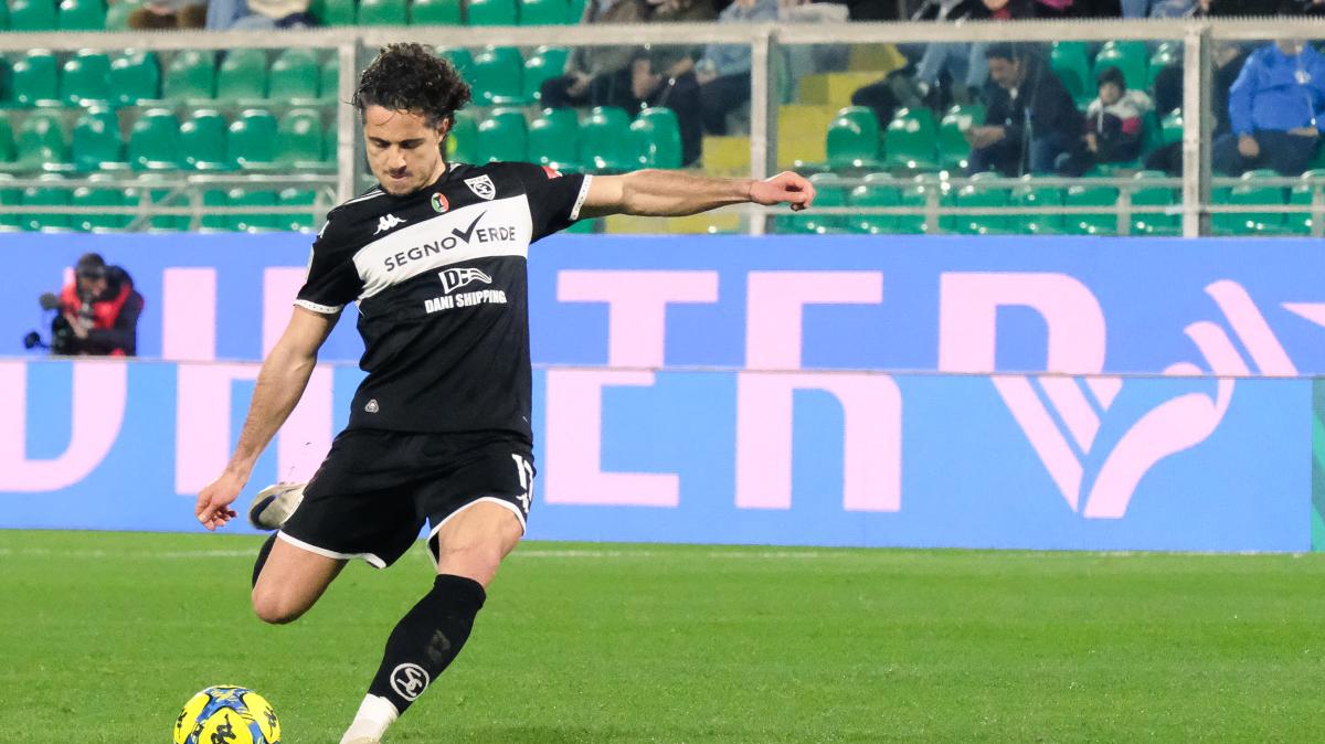 Benevento, arriva a titolo definitivo Leonardo Sernicola: accordo fino al 2029