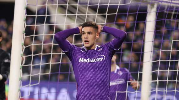 La Fiorentina sbaglia il terzo rigore del suo 2024 e si arrende all'Inter. Italiano muto sul mercato