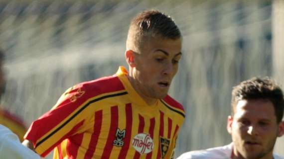 UFFICIALE: Lecce, l'attaccante Felici ha rinnovato fino al 2025