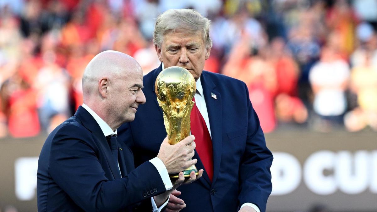 I padroni del calcio Europeo che litigano con i padroni del calcio Mondiale (speriamo non per soldi)