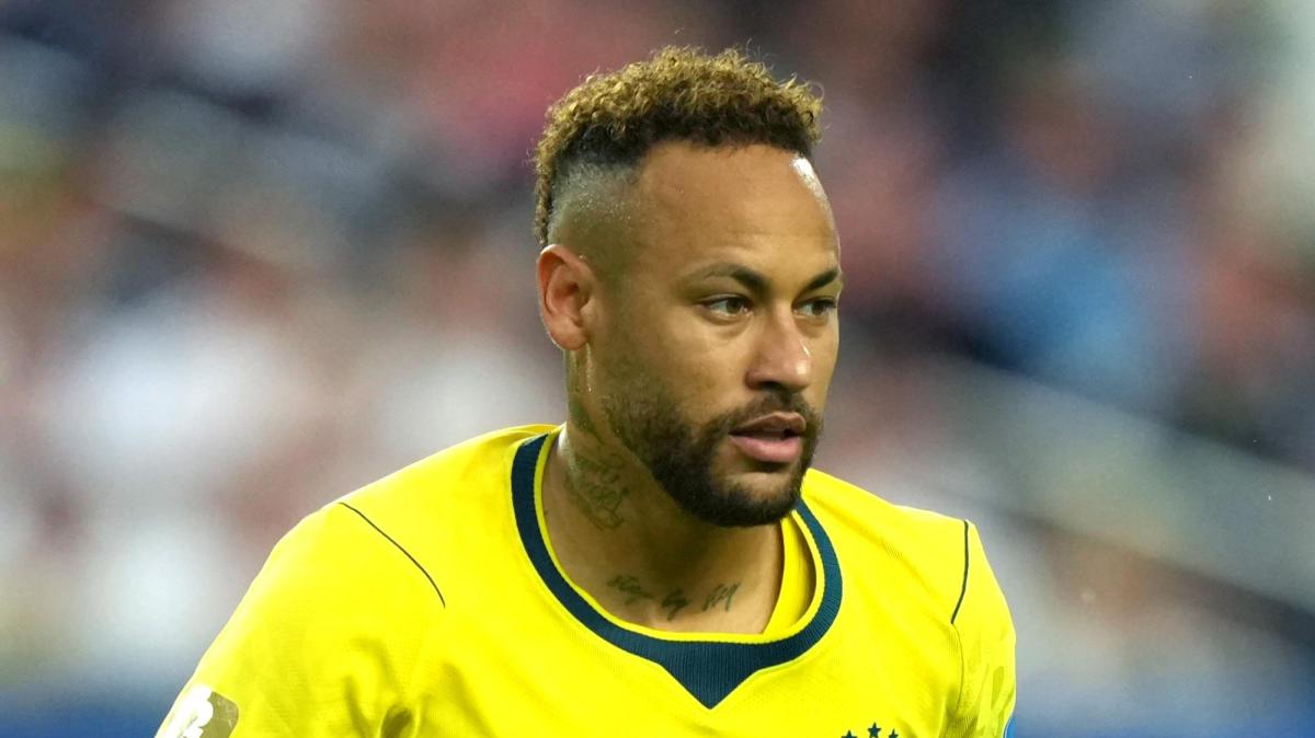 Neymar in lacrime, tornato a giocare con il Brasile 980 giorni dopo il maledetto infortunio