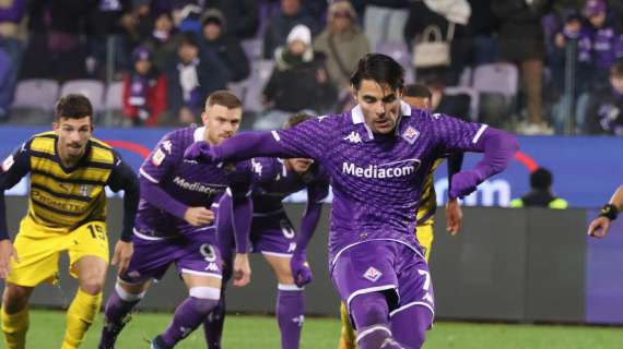 Che spirito la Fiorentina: sotto 0-2 all'84', rimonta il Parma e va ai quarti di Coppa Italia ai rigori