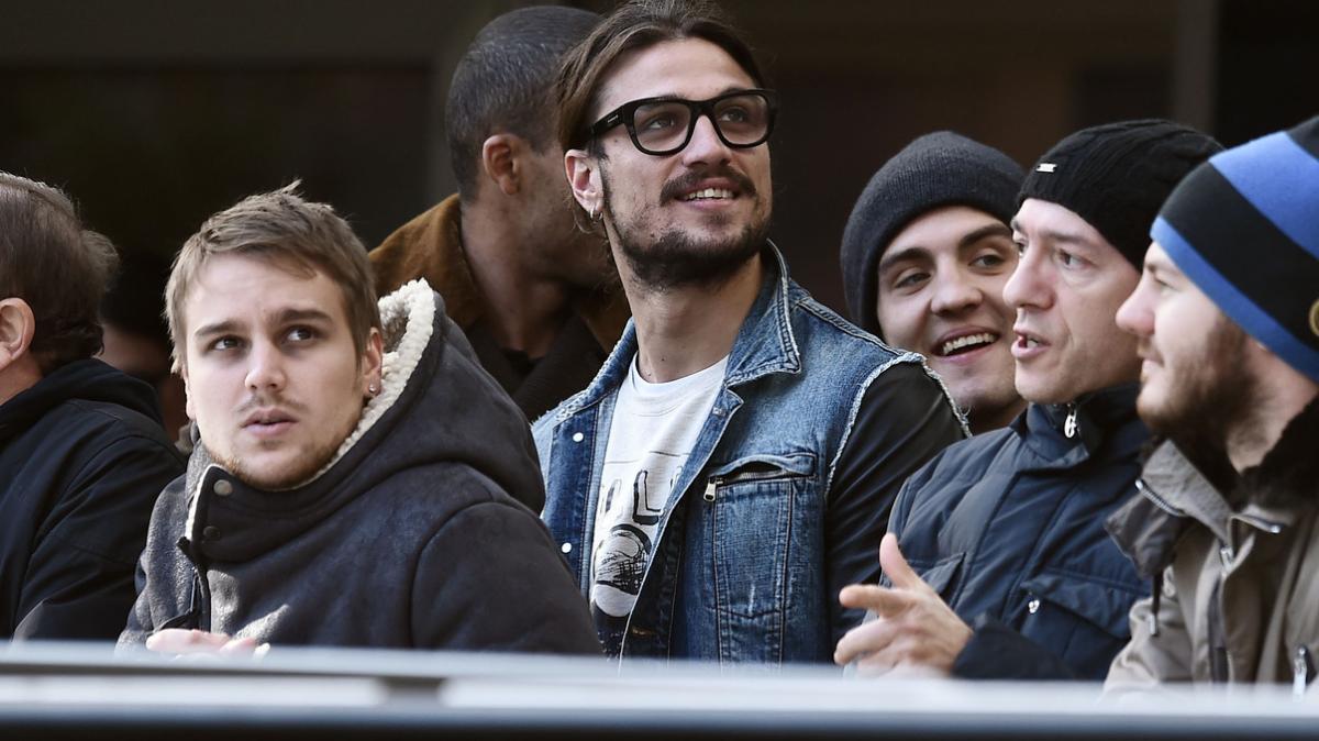 Inquietanti dettagli sulle condizioni di Osvaldo, operato d'urgenza dopo il ricovero