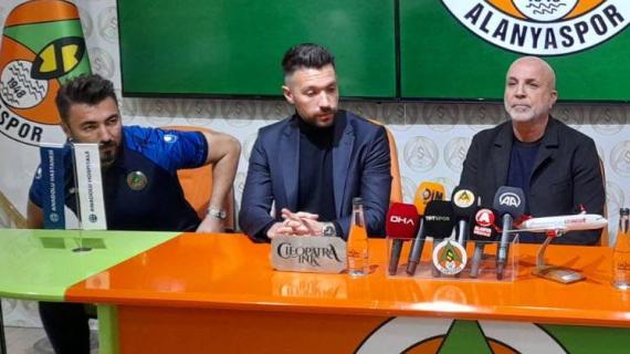 UFFICIALE: Alanyaspor, Farioli non è più l'allenatore. Il club: "Separazione consensuale"