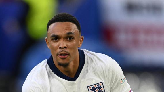 Dalla Spagna: "Alexander-Arnold ha detto sì al Real". Il Liverpool può perderlo già a gennaio