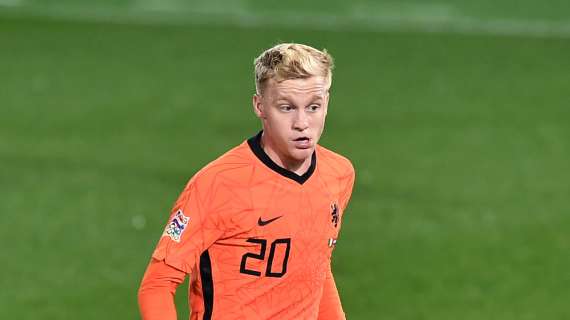 Il Real Madrid si muove per Van de Beek. Si tratta per il prestito annuale