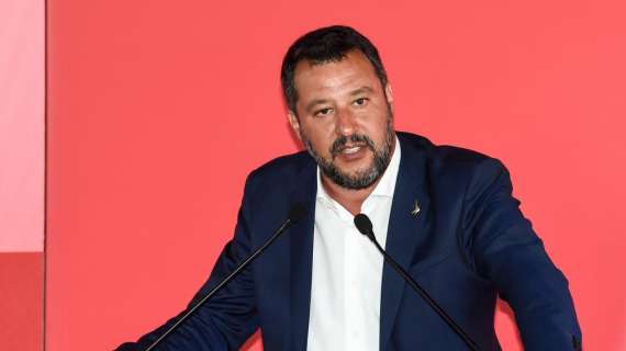 Riparte la Serie A, Salvini: "Troppi pregiudizi sul calcio. In Germania non sono masochisti"
