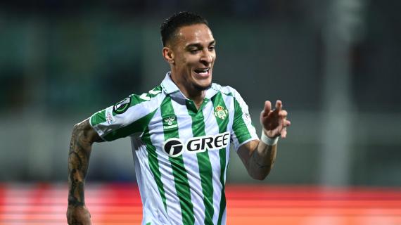 "Prima lo abbiamo chiesto allo United in prestito un anno": il retroscena di Antony al Betis