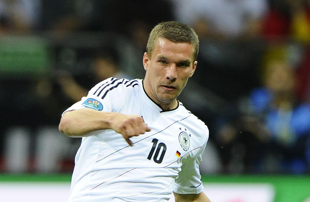 Podolski vince la Coppa di Polonia a 41 anni con la squadra 'di famiglia': "Magari continuo..."