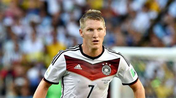 Schweinsteiger sull'addio di Low: "Spero possa salutare col titolo di campione d'Europa"