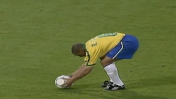 3 giugno 1997, la meravigliosa (e anti fisica) punizione di Roberto Carlos contro la Francia