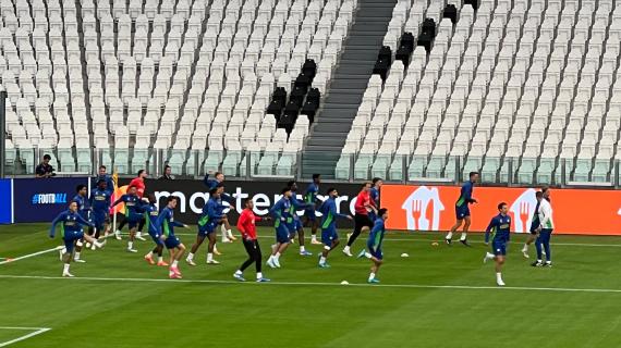 PSV in campo all'Allianz Stadium alla vigilia della Juve: c'è Lang. Le immagini