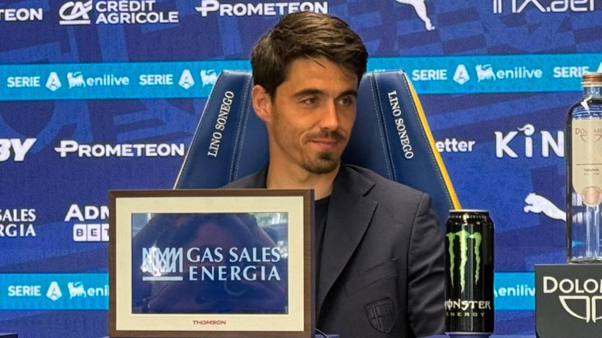 Parma, Cuesta: "Sono felice per la città e per i tifosi. Merito di tutti, soprattutto dei calciatori"