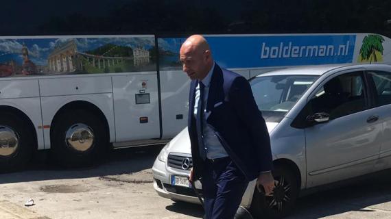 L'agente di Olivera: "È felice a Napoli, il futuro si vedrà. È giovane per fare un altro passo"