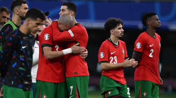 Portugal, Pepe chora e CR7 consola: “Um abraço significa muito”
