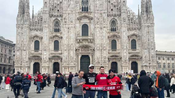 Milan-Rennes, tantissimi tifosi francesi a Milano: le immagini di piazza Duomo