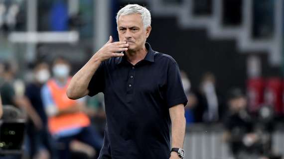 Roma, Mourinho furioso: "Oggi non c'è stato rispetto per noi e per i nostri tifosi"