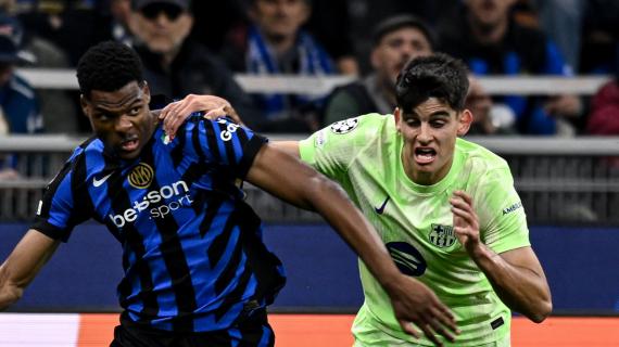 A Gerard Martin non va giù: "Inter-Barcellona? Fallo di Dumfries, l'ho rivisto molte volte"