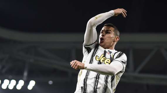 Tra il Cagliari e la Juventus c'è un Cristiano Ronaldo di differenza: 0-3 al 45', tre volte CR7