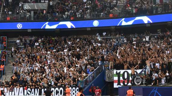 Cori razzisti a Parigi, la UEFA minaccia la Juventus: chiusura parziale (per ora sospesa) Stadium