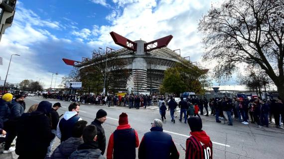 Milan Lazio Il Popolo Rossonero Si Stringe Intorno Alla Squadra