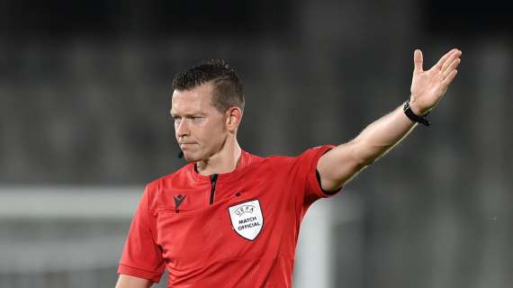 Non è più calcio senza tecnologia. L'arbitro Lindhout condanna l'Italia, vince la Francia U21