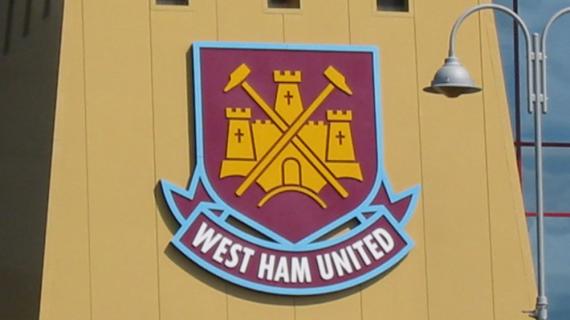 West Ham, prime parole di Walker-Peters: "Potter fondamentale per la mia scelta"