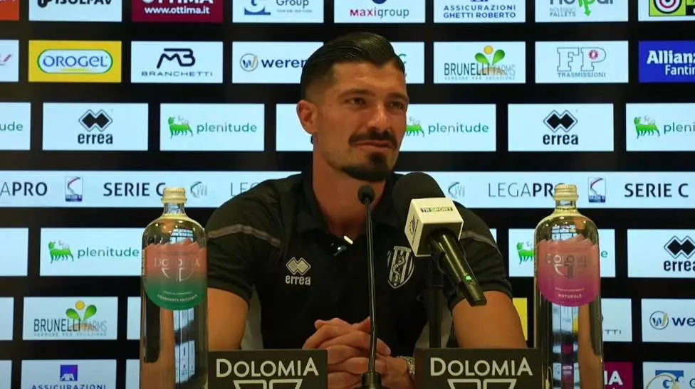 Salernitana, Varone: "Questa maglia è un privilegio, ho il fuoco dentro e voglio vincere"