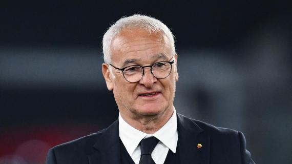 Lo stadio Olimpico Grande Torino omaggia Ranieri all'ultima gara ufficiale da allenatore