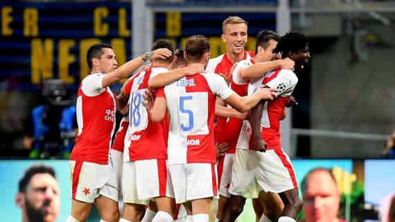 Roma-Slavia Praga, vietata una coreografia con scritto "Ave Slavia" ai cechi: il motivo