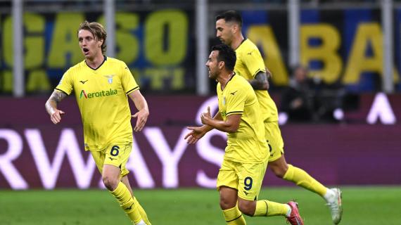Mani Bisseck e doppietta Pedro: la Lazio pareggia ancora. Scintille Inzaghi-Baroni: espulsi