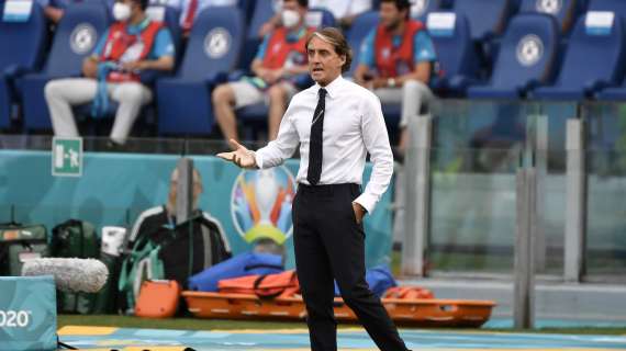 Mancini, prima da dentro o fuori. Tuttosport: "Riuscirà l'Italia a non cambiare atteggiamento?"