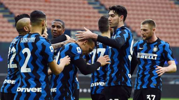 L'Inter gioca a tennis col Crotone nella prima del 2021: tripletta di Lautaro e 6-2 a San Siro