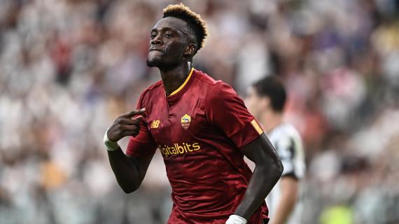 Il saluto di Abraham alla Roma: "Primi vincitori della Conference. Grazie di tutto"