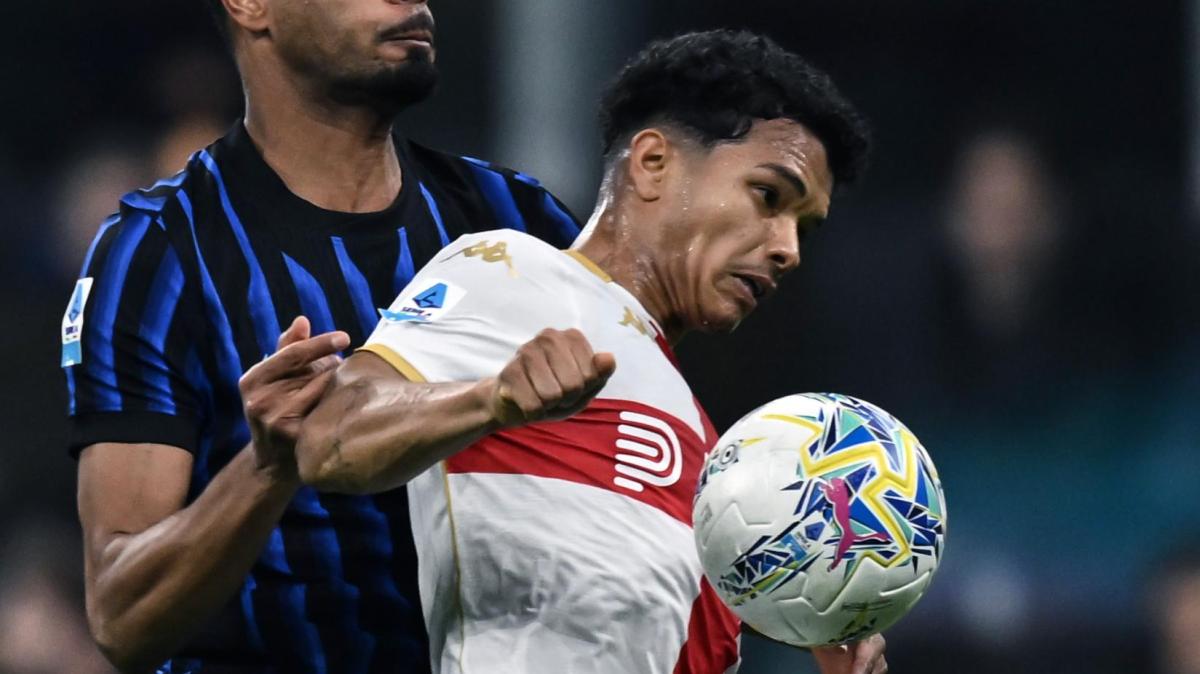 Immagine news primo piano TUTTO mercato WEB: notizie di calcio e calciomercato