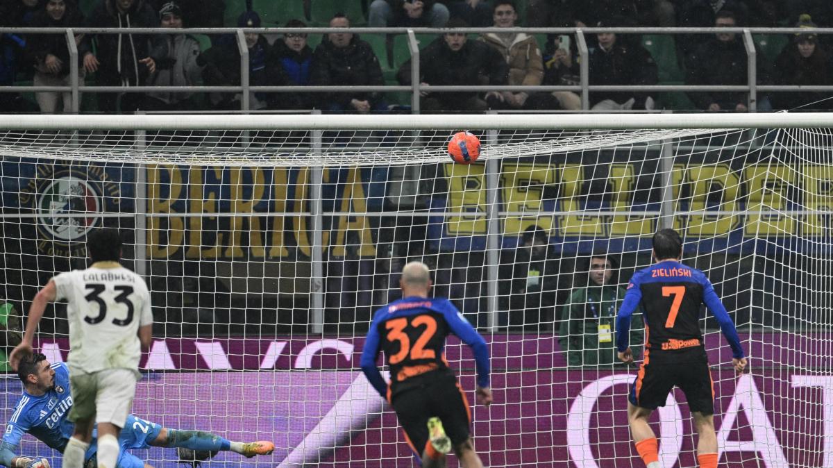 Immagine news primo piano TUTTO mercato WEB: notizie di calcio e calciomercato