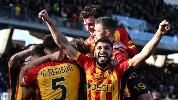 Il Lecce vince 2-1 lo scontro diretto col Monza: gol e highlights